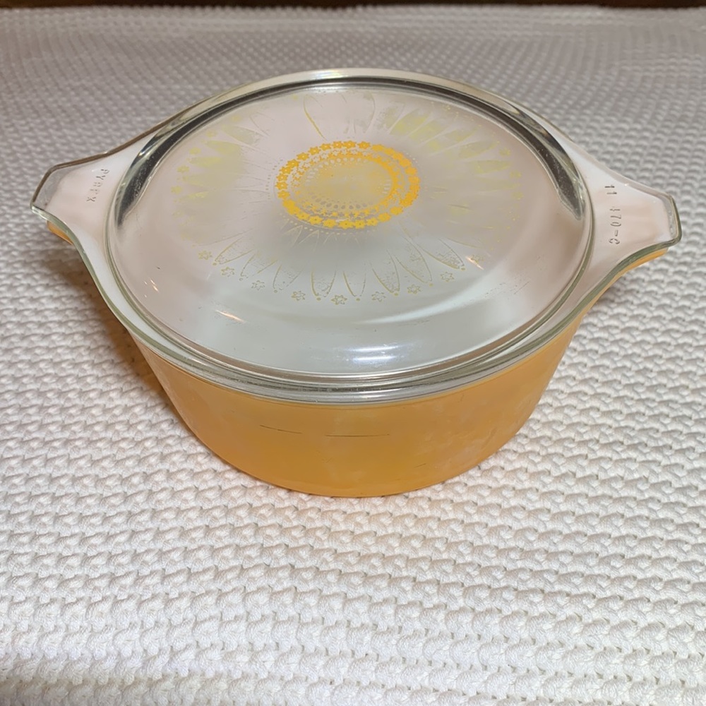Vintage Pyrex Orange Casserole Dish With Sunflower Daisy Lid- Ovenware